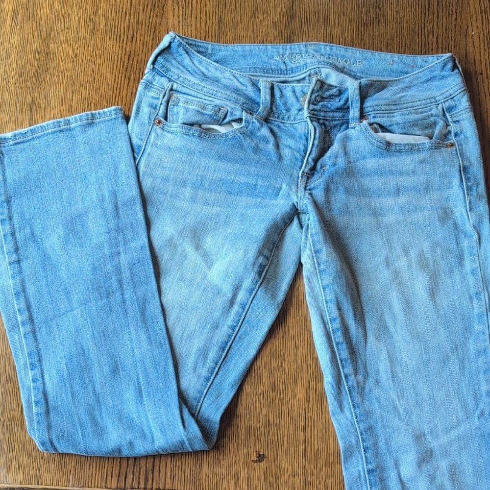 American Eagle Outfitters Light Blue Skinny Jeans